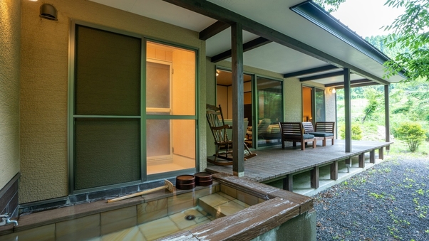 【愛犬と泊まれるお部屋】川沿い離れ【白雪】岩露天風呂付